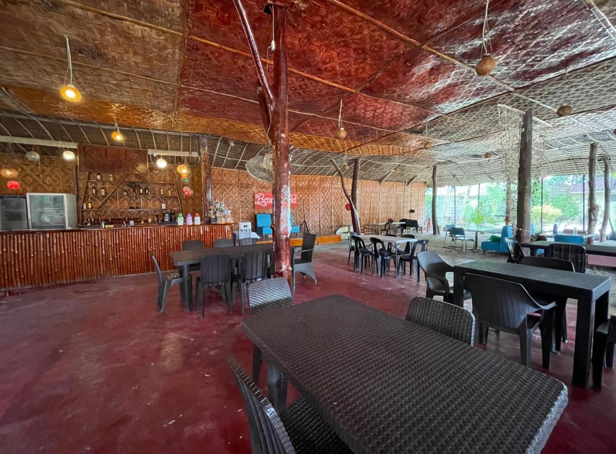 Beach Placid Resort Powered By Cocotel Ocoy Exterior photo