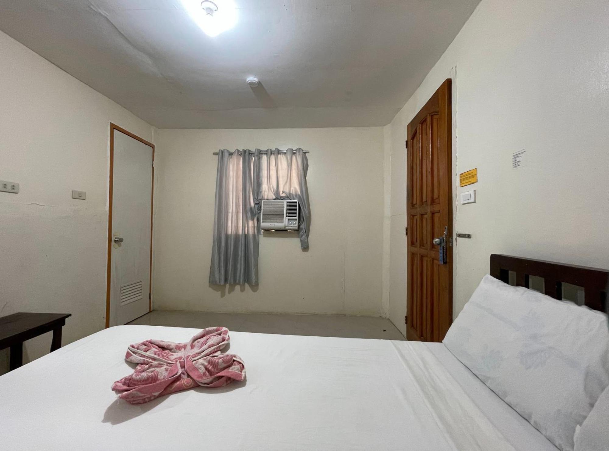 Beach Placid Resort Powered By Cocotel Ocoy Room photo